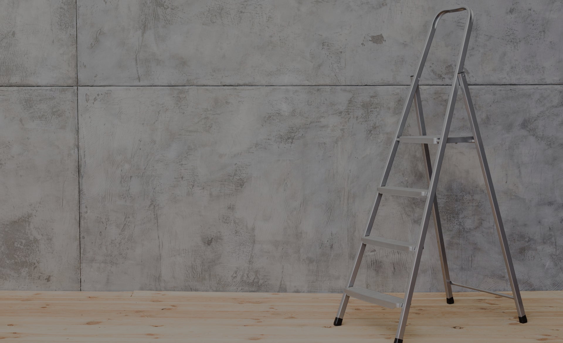 ¿Cómo elegir la escalera correcta? - TOOL Ferreterías